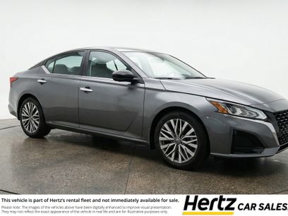 Used 2025 Nissan Altima 2.5 SV