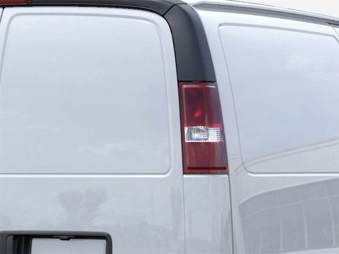 New 2025 Chevrolet Express 2500 image 11