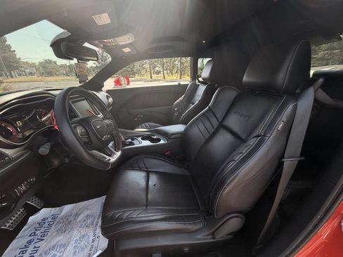 Used 2016 Dodge Challenger SRT Hellcat RWD image 21