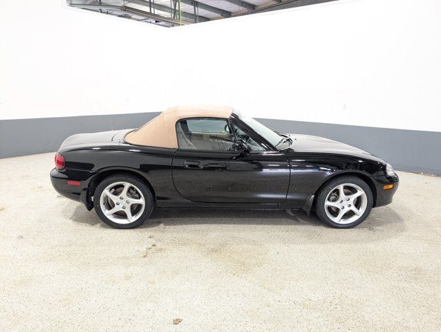 Used 2001 MAZDA MX-5 Miata LS RWD image 2