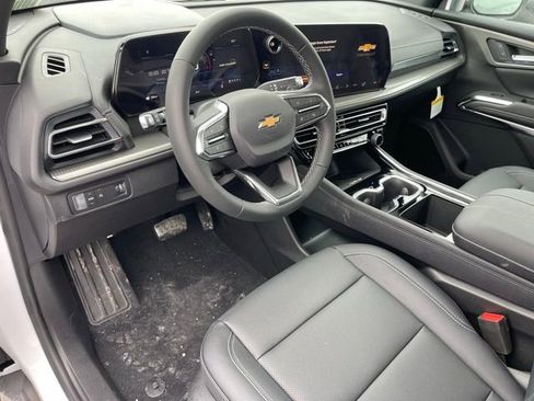 New 2026 Chevrolet Traverse LT w/ Sun and Wheel Package image 19