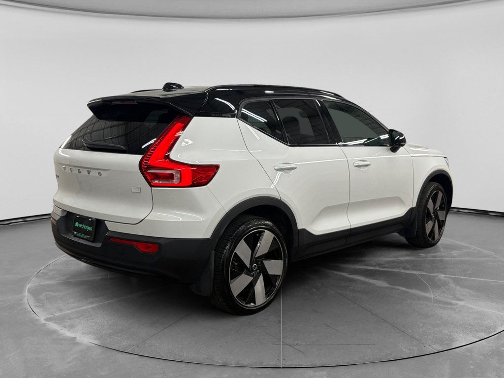 Used 2023 Volvo XC40 Recharge Ultimate w/ Protection Package Premier AWD/4WD image 3