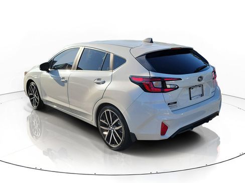 Used 2025 Subaru Impreza 2.0i Sport AWD/4WD image 3