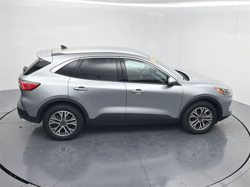 Used 2022 Ford Escape SEL image 47