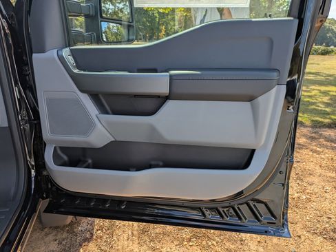 New 2026 Ford F450 XLT w/ XLT Value Package image 24