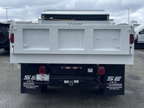 New 2024 Ford F450 XL image 5