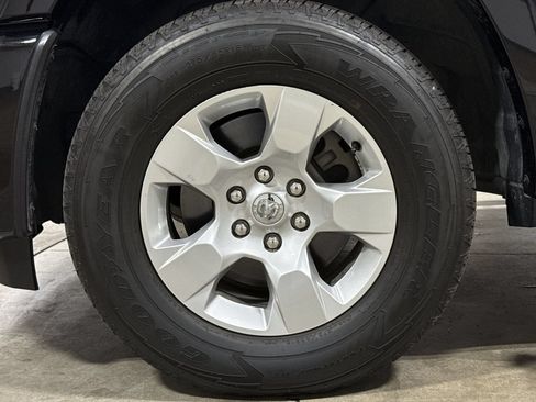 Used 2025 RAM 1500 Big Horn AWD/4WD image 26