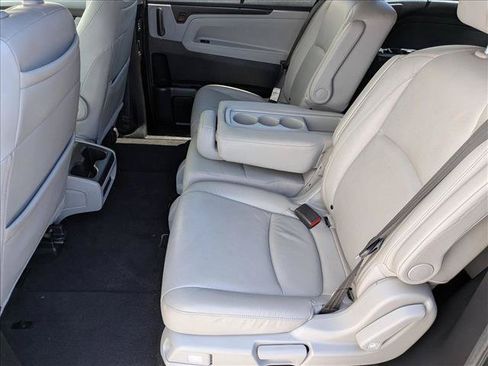 Used 2019 Honda Odyssey Elite image 18