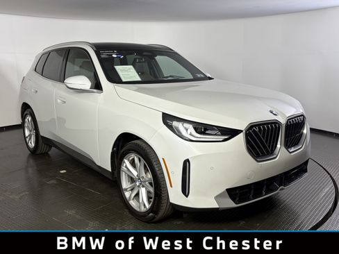 Certified 2025 BMW X3 xDrive30i w/ Convenience Package AWD/4WD image 1