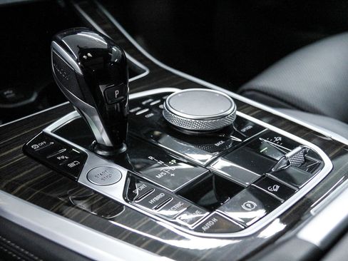 Certified 2023 BMW X5 xDrive45e w/ M Sport Package image 20