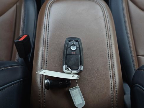 Used 2022 Ford Maverick Lariat FWD image 33