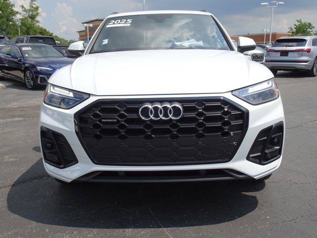 Certified 2025 Audi Q5 2.0T Premium AWD/4WD image 8