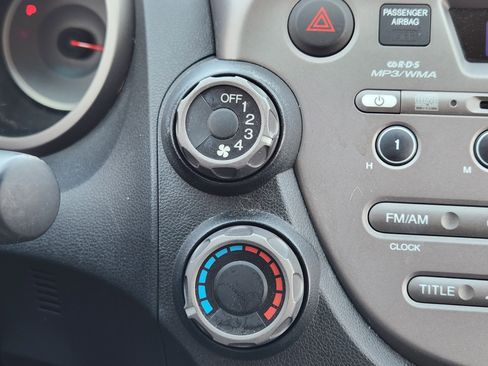 Used 2011 Honda Fit image 17