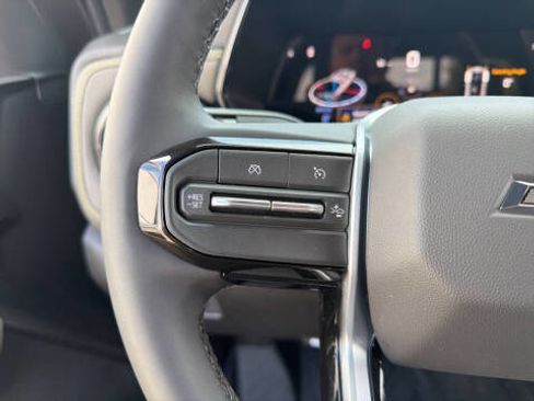 New 2026 Chevrolet Colorado ZR2 image 32