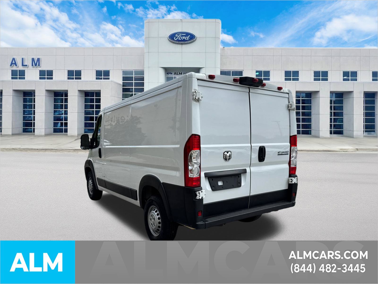 Used 2025 RAM ProMaster 2500 w/ Convenience Group FWD image 8