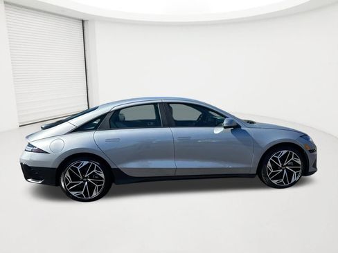 Used 2023 Hyundai Ioniq 6 SEL AWD/4WD image 4