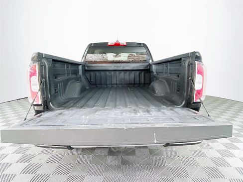 Used 2019 GMC Canyon SLE RWD image 27