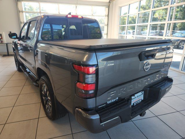 Used 2022 Nissan Frontier SV w/ SV Premium Package AWD/4WD image 10