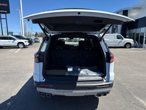 New 2026 GMC Acadia Elevation AWD/4WD image 11