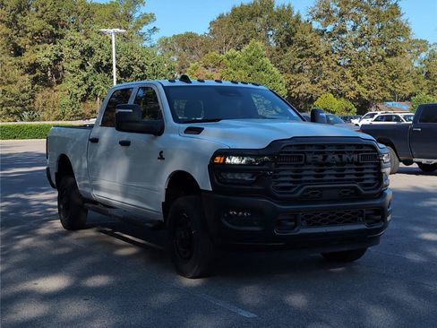 New 2026 RAM 2500 Tradesman AWD/4WD image 7