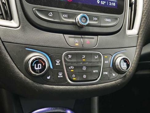 Used 2025 Chevrolet Malibu LT FWD image 23