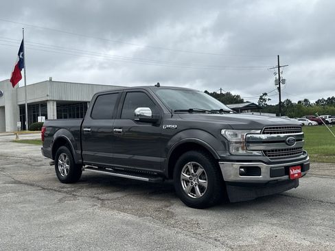 Used 2018 Ford F150 Lariat w/ Equipment Group 502A Luxury RWD image 3