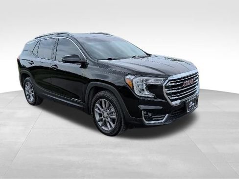 Used 2022 GMC Terrain SLT AWD/4WD image 1