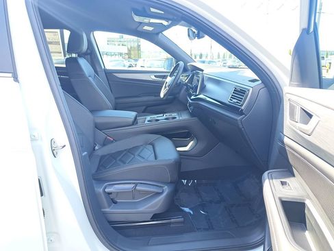 New 2026 Volkswagen Atlas Cross Sport SE AWD/4WD image 17