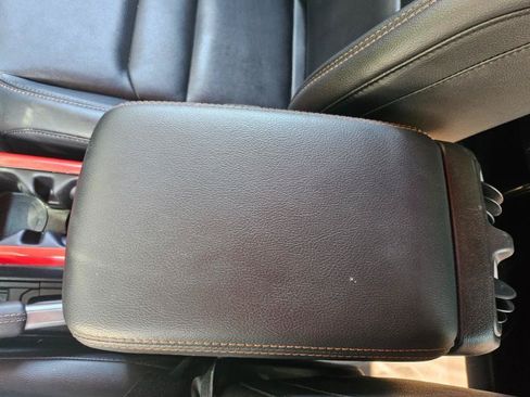 Used 2022 Jeep Wrangler Unlimited Rubicon AWD/4WD image 66