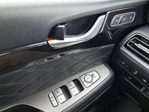 Used 2020 Hyundai Palisade Limited image 36