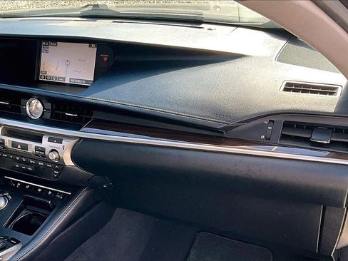 Used 2016 Lexus ES 350 image 15
