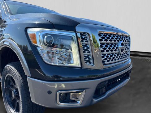 Used 2017 Nissan Titan Platinum Reserve AWD/4WD image 46