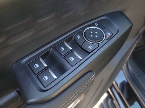 Used 2024 Ford Ranger XLT w/ Trailer Tow Package image 16