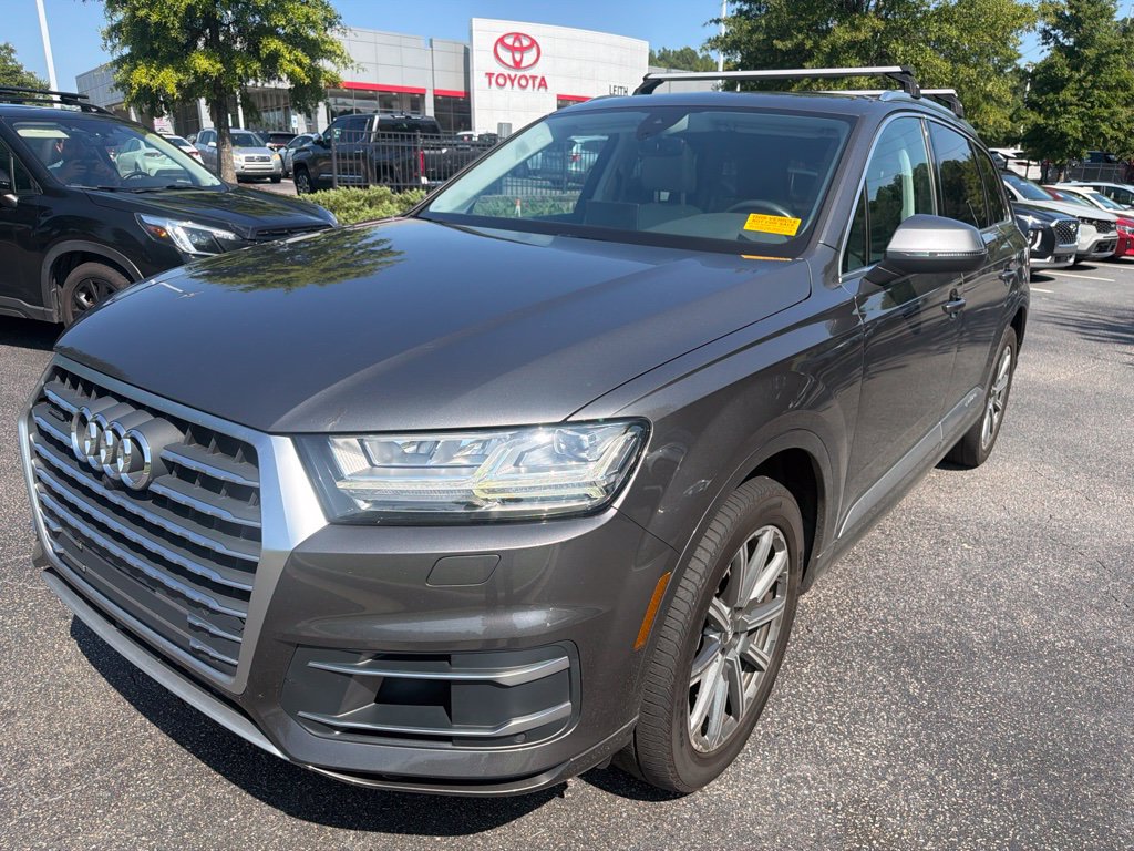 Used 2019 Audi Q7 3.0T Premium Plus w/ Premium Plus Package AWD/4WD image 2