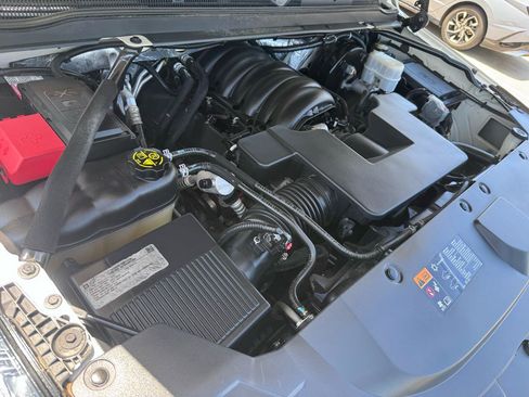 Used 2015 Cadillac Escalade Premium RWD image 70
