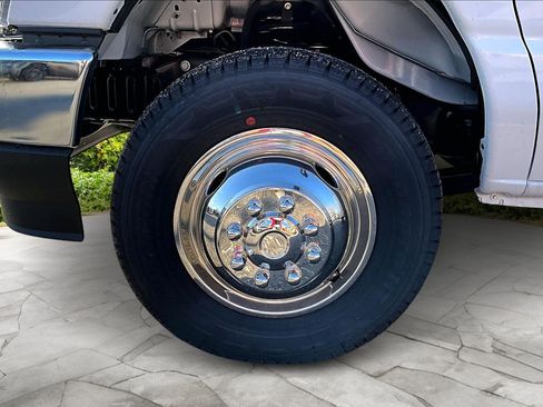 New 2026 Ford E-450 and Econoline 450 Super Duty w/ Power Equipment Group image 11