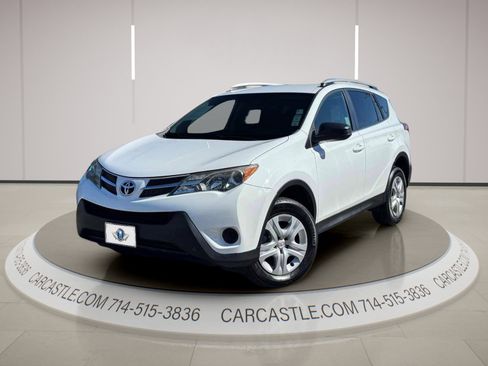 Used 2014 Toyota RAV4 LE FWD image 1
