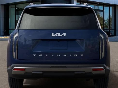 New 2027 Kia Telluride S image 13