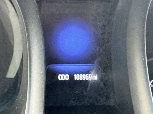 Used 2016 Toyota Avalon Limited image 38