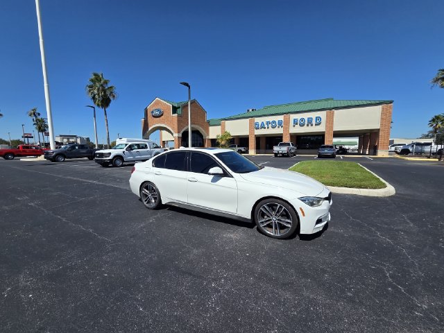 Used 2018 BMW 340i Sedan w/ Premium Package RWD image 2