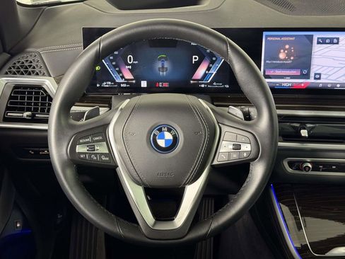 Used 2025 BMW X5 xDrive50e w/ Premium Package image 20