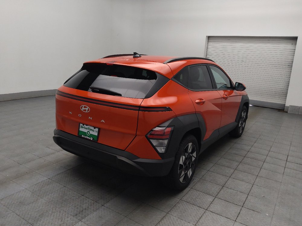 Used 2025 Hyundai Kona SEL FWD image 9