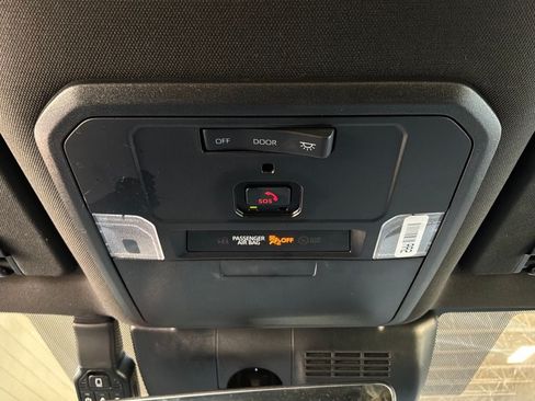 Used 2024 Toyota Tacoma SR5 RWD image 16
