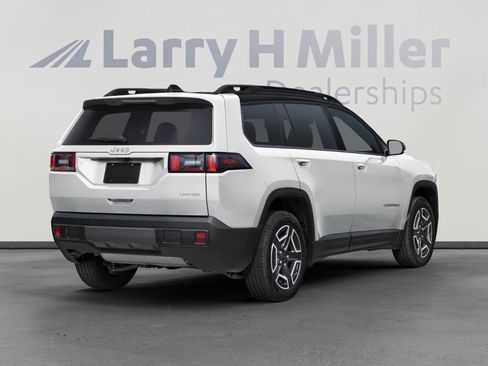 New 2026 Jeep Cherokee Overland w/ Trailer Tow Group AWD/4WD image 4