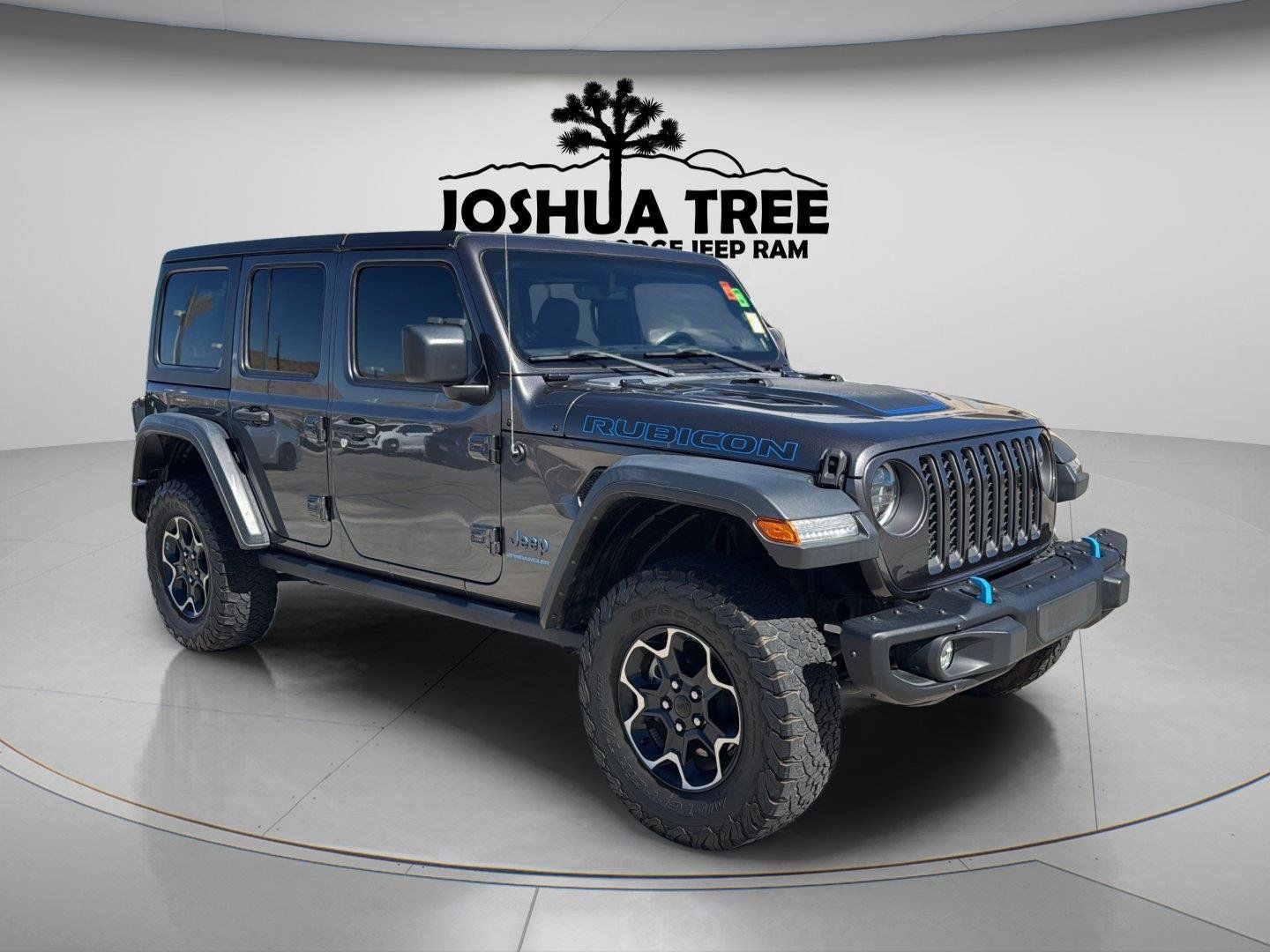 Used 2023 Jeep Wrangler Unlimited Rubicon 4xe w/ Steel Bumper Group AWD/4WD image 1