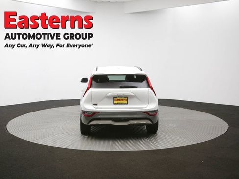 Used 2023 Kia Niro Wave image 39