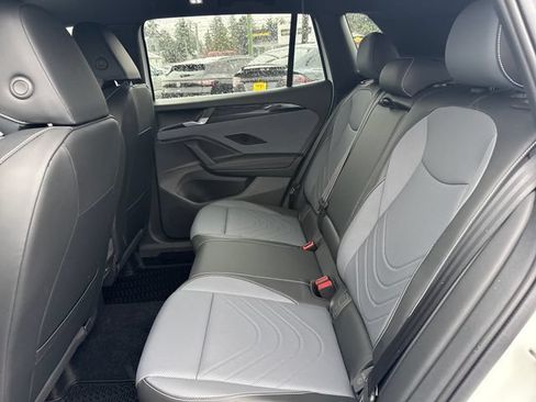 New 2026 Volkswagen Tiguan SE R-Line AWD/4WD image 15