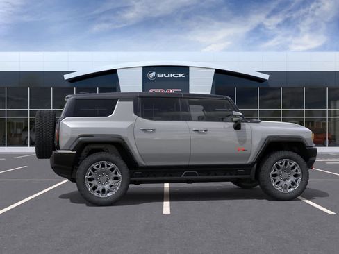 New 2026 GMC Hummer EV SUV w/ LPO, Sport Package image 5