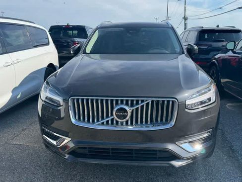 Used 2024 Volvo XC90 B6 Plus w/ Protection Package Premier AWD/4WD image 2