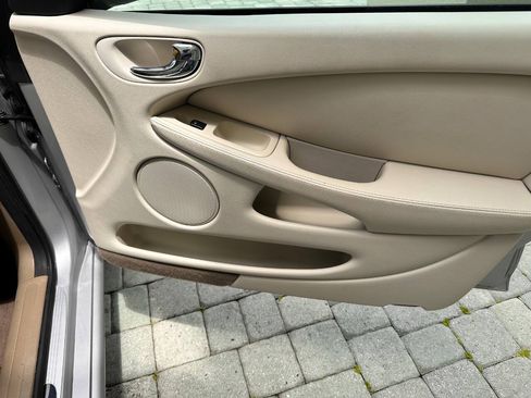 Used 2003 Jaguar X-TYPE 2.5 AWD/4WD image 66